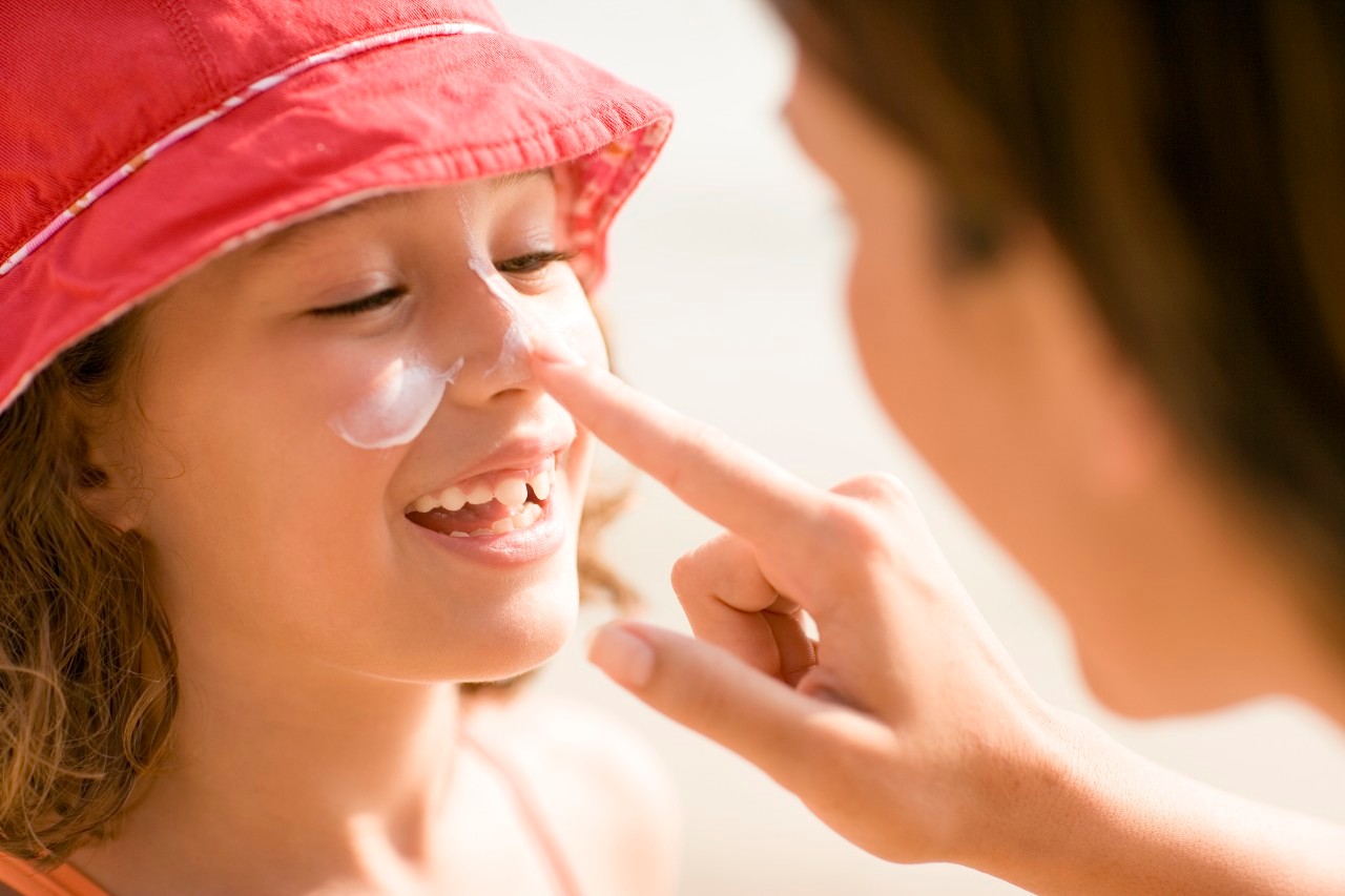 Sun protection --- Image by © IAN HOOTON/Science Photo Library/Corbis
